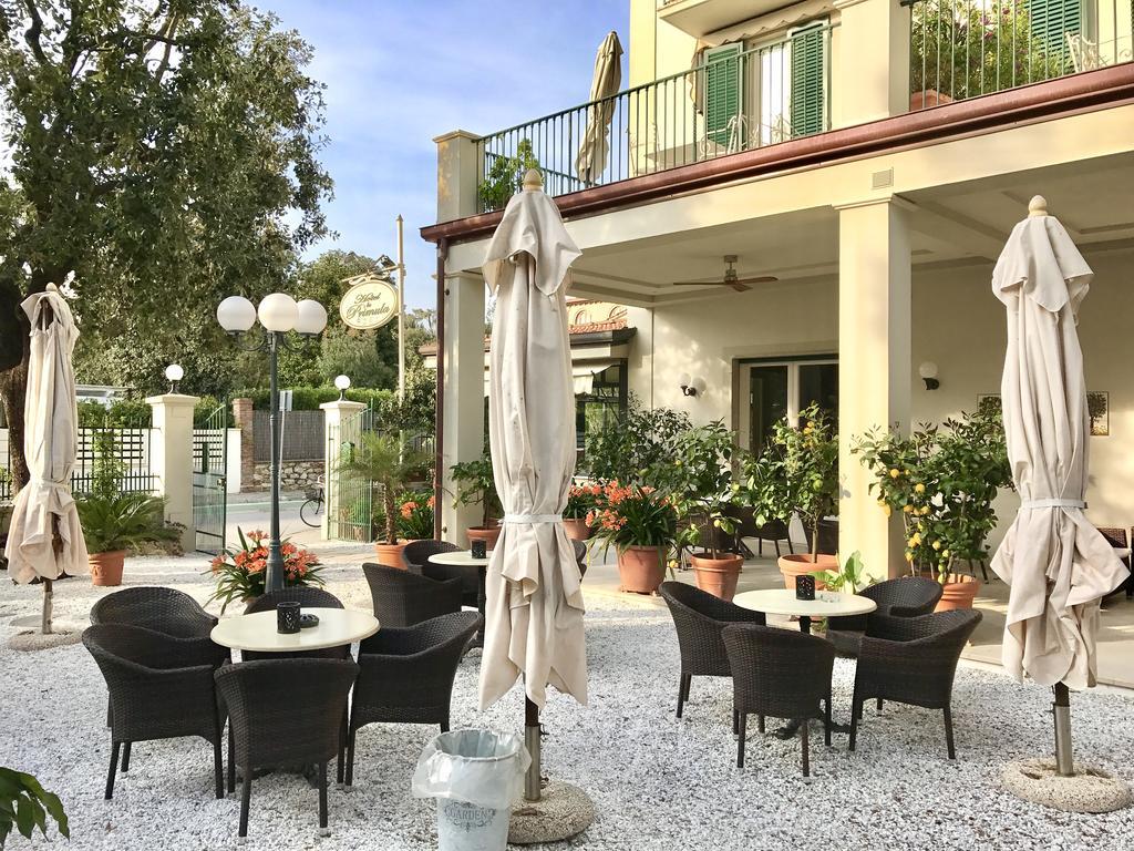 Hotel La Primula Forte dei Marmi Buitenkant foto